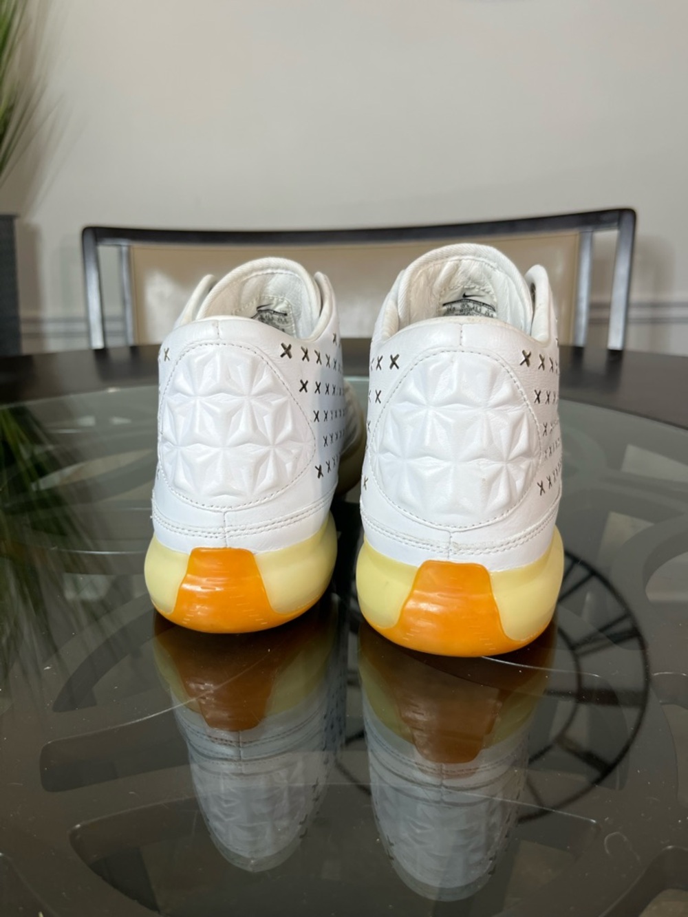Nike Kobe X 10 Mid EXT
White Gold GUM Leather Shoes Men's Size 11.5 - Picture 5 of 6